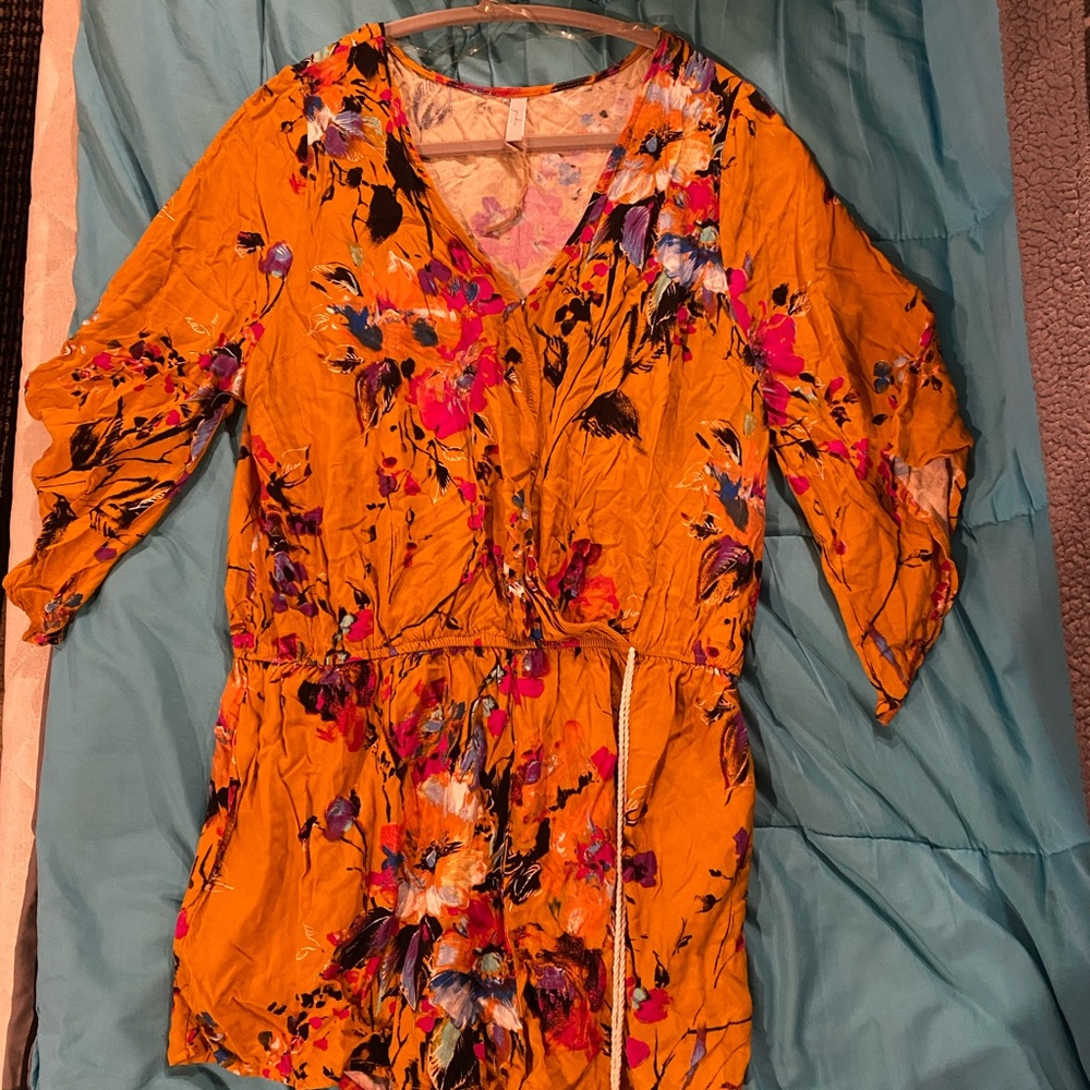 Mustard yellow floral romper X-LARGE
